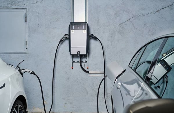 Sähköauton lataus Fibox