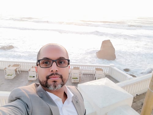 featured image for post: Career Story: Building Customer Relations in France