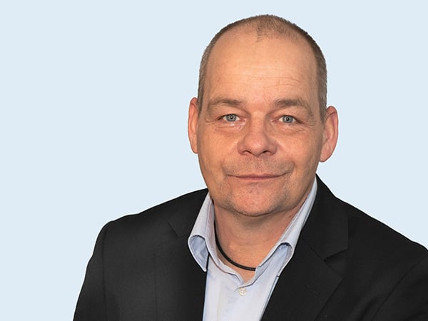 headshot for Lars Evers