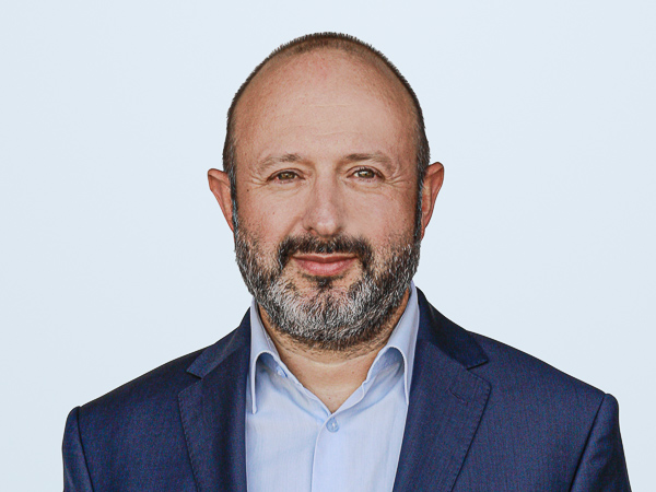 headshot for Piotr Gałkowski