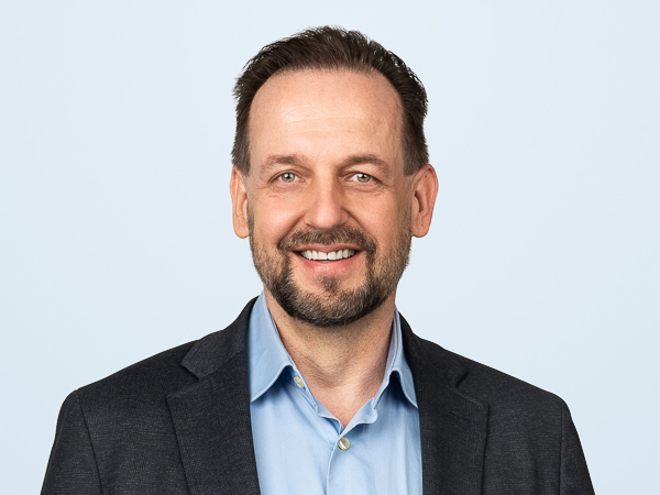 headshot for Esa Hämäläinen