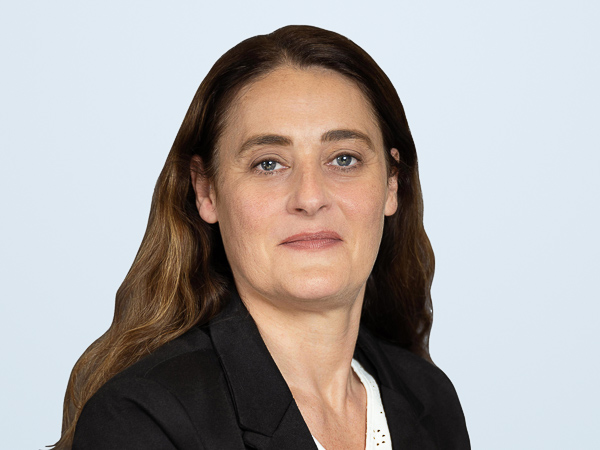 headshot for Nathalie Robbe