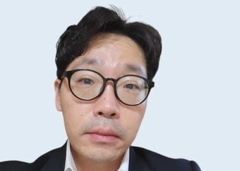 headshot for Yonggi Kim